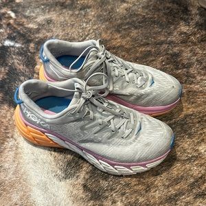 Hoka One One Women’s Gavitoa 4 size 8.5 running shoes